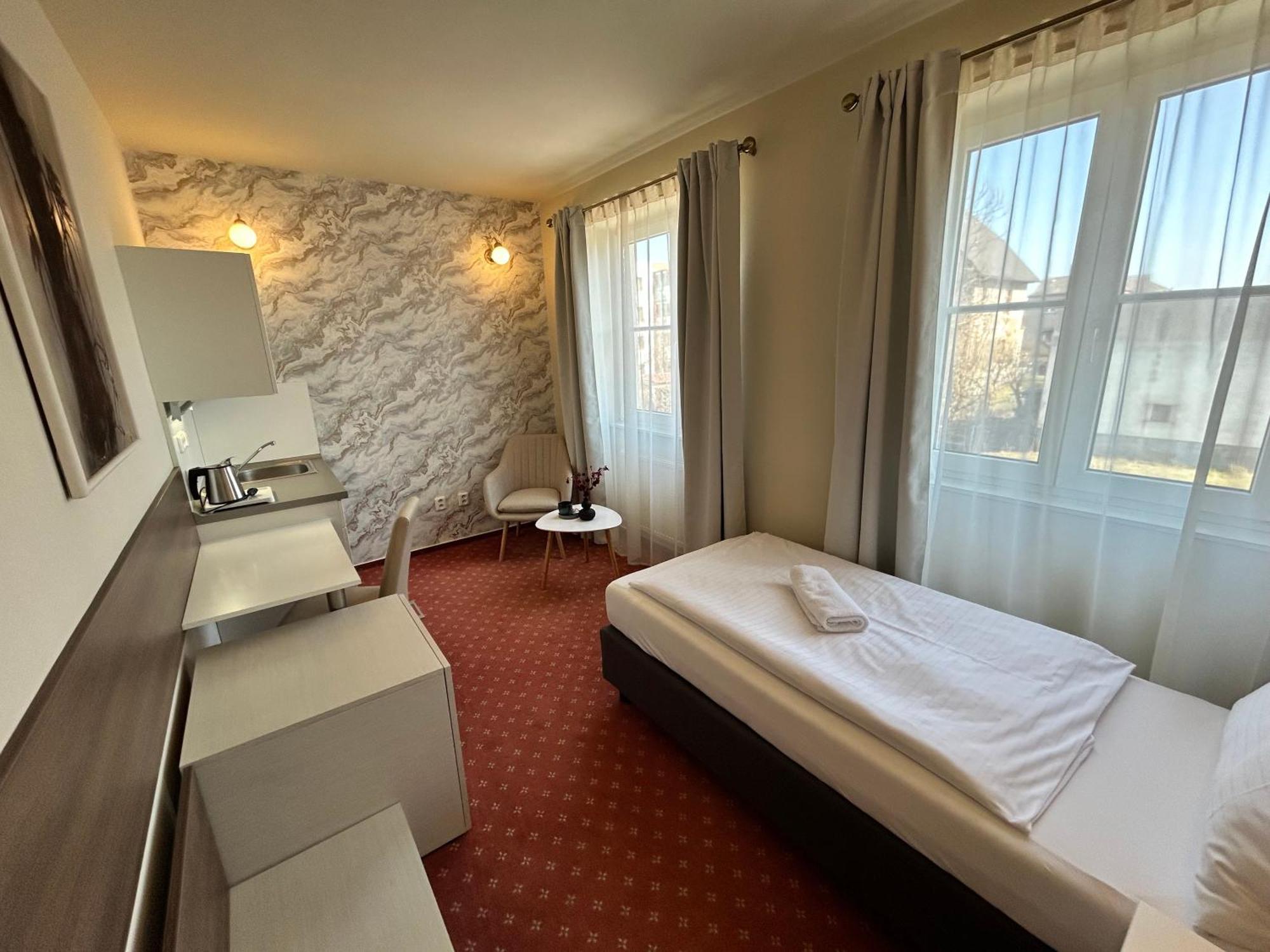 Hotel Brixen Havlíčkŭv Brod Exterior foto